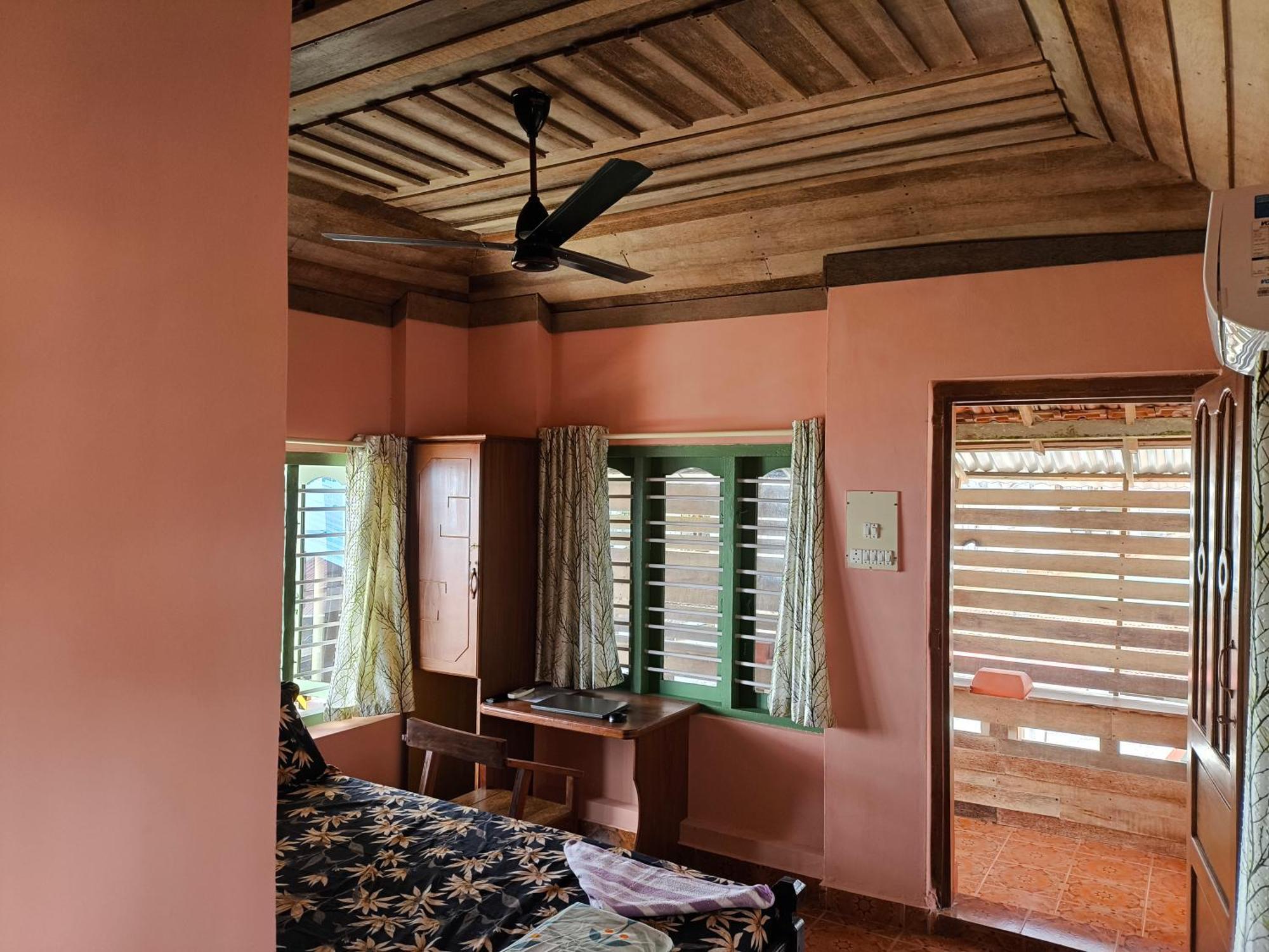 Tiny Temple Hotel Варкала Екстериор снимка